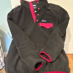 Patagonia Black and Pink Snap-T Fleece